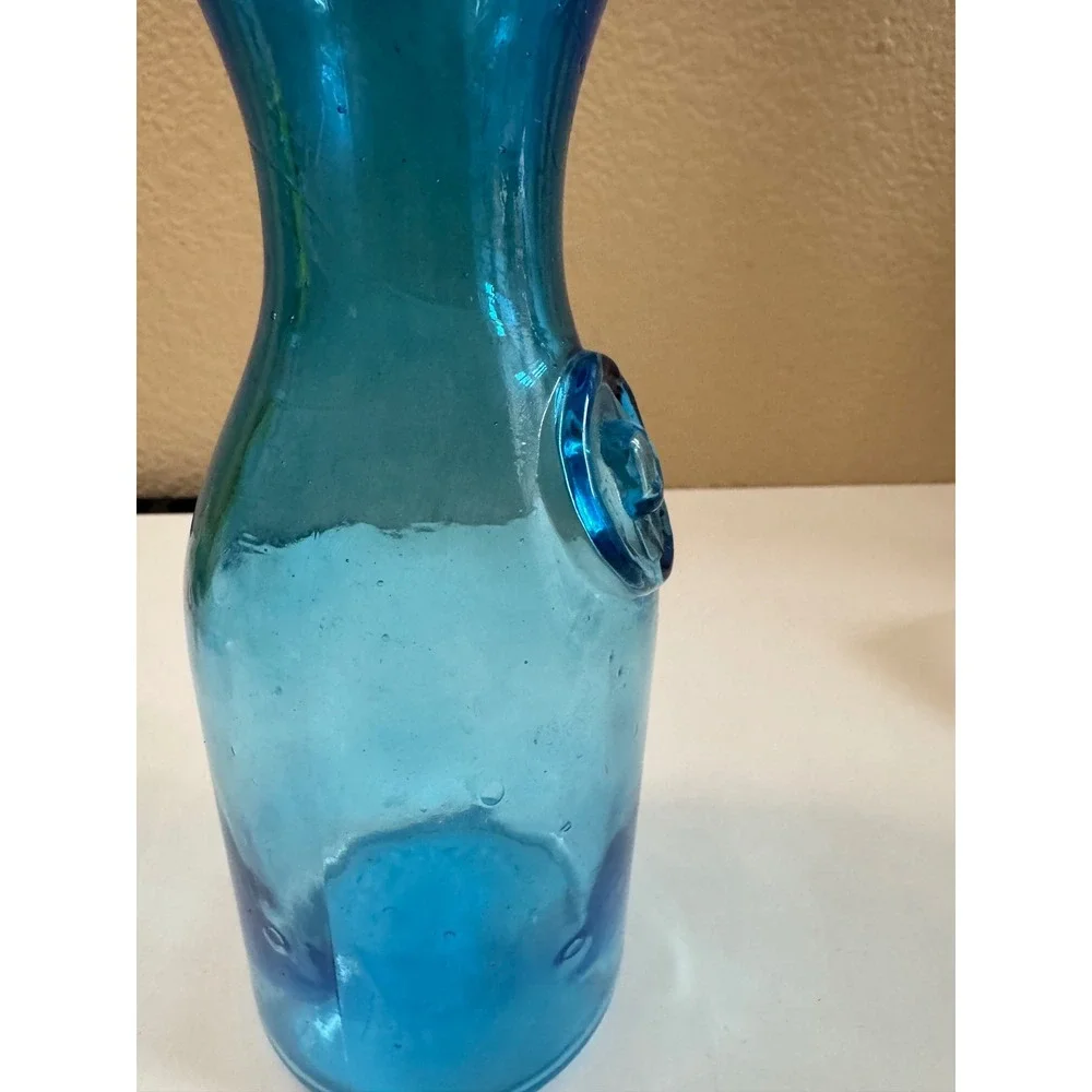 Vintage 1 Litro Blue Glass Carafe Hand Blown Decanter Pitcher Made in Taiwan